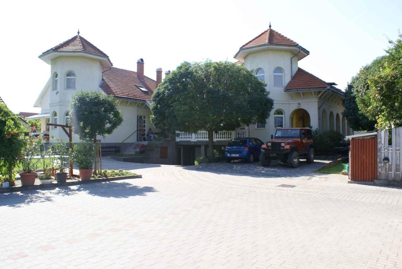 Apartment In Siofok/Balaton 19943 Kültér fotó