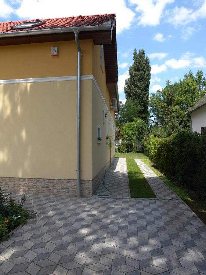 Apartment In Siofok/Balaton 19943 Kültér fotó