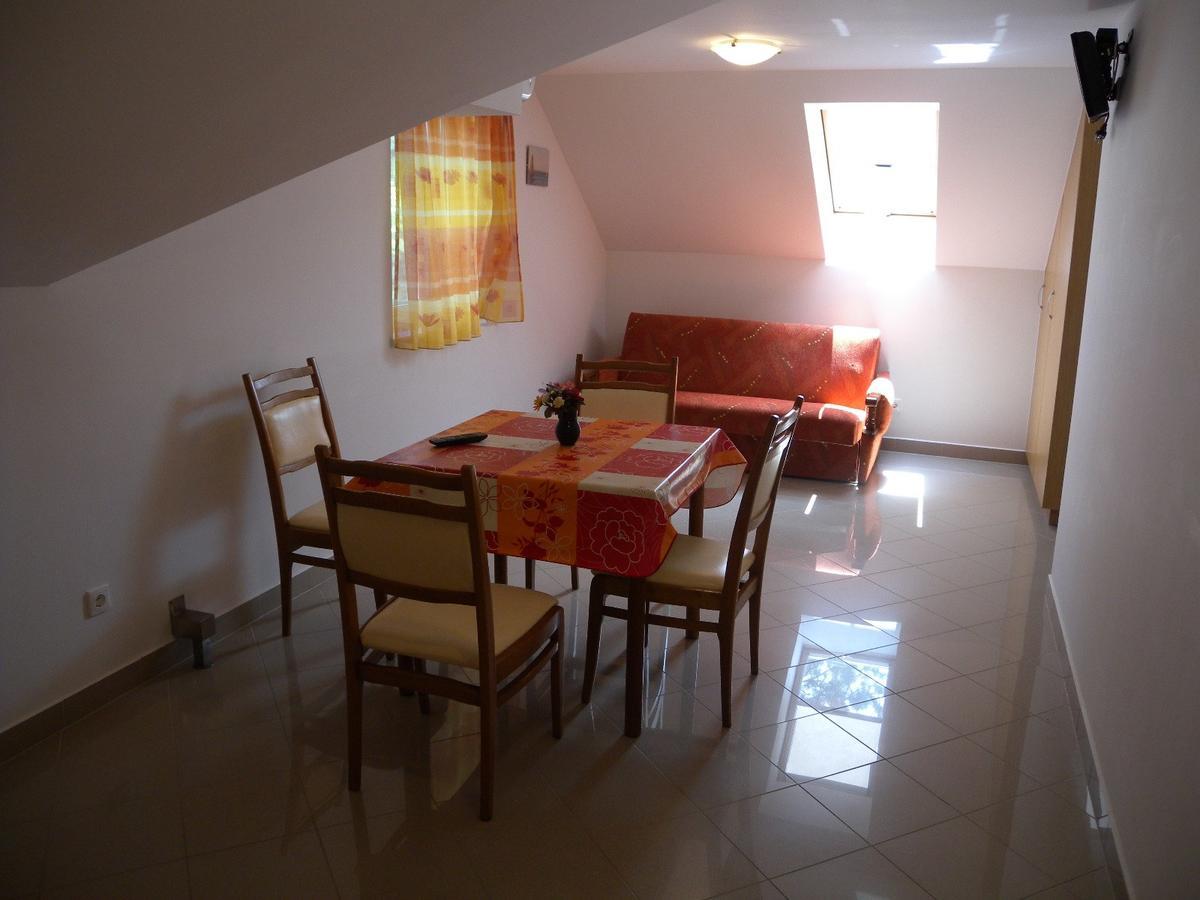 Apartment In Siofok/Balaton 19943 Kültér fotó